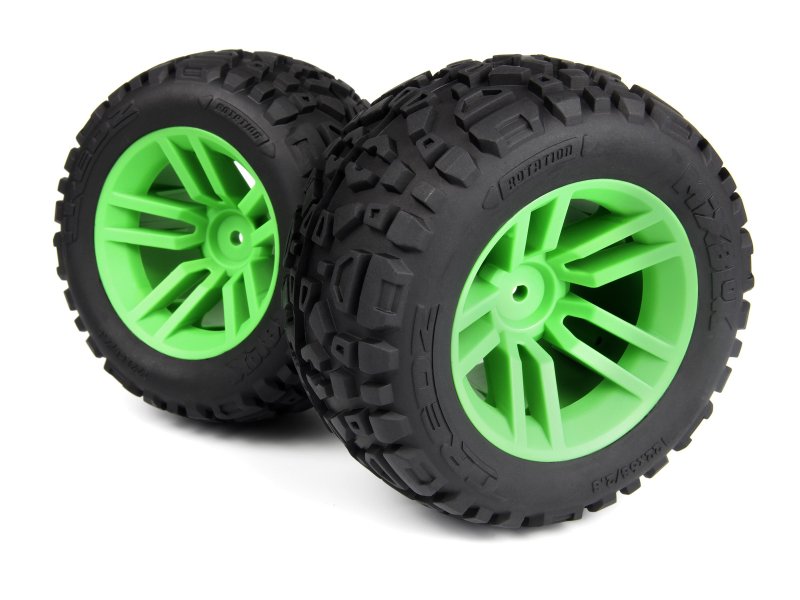 Maverick Quantum2 XT 2.8in assembled and glued wheel tire and foams complete set of 4 (green)