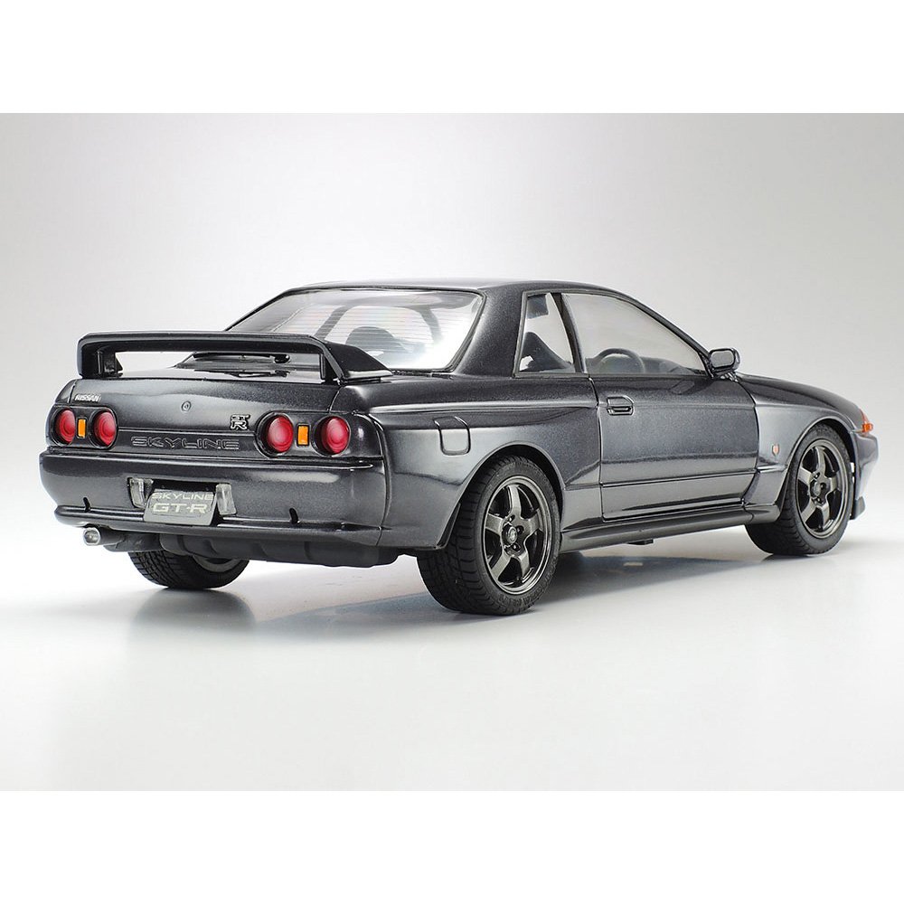 TAMIYA NISSAN SKYLINE GT-R