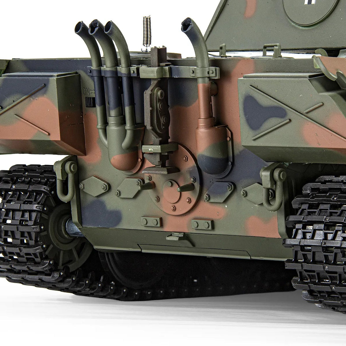 Heng Long HL-3819-1 German Panther 1/16 RC Tank - 2.4GHz RTR