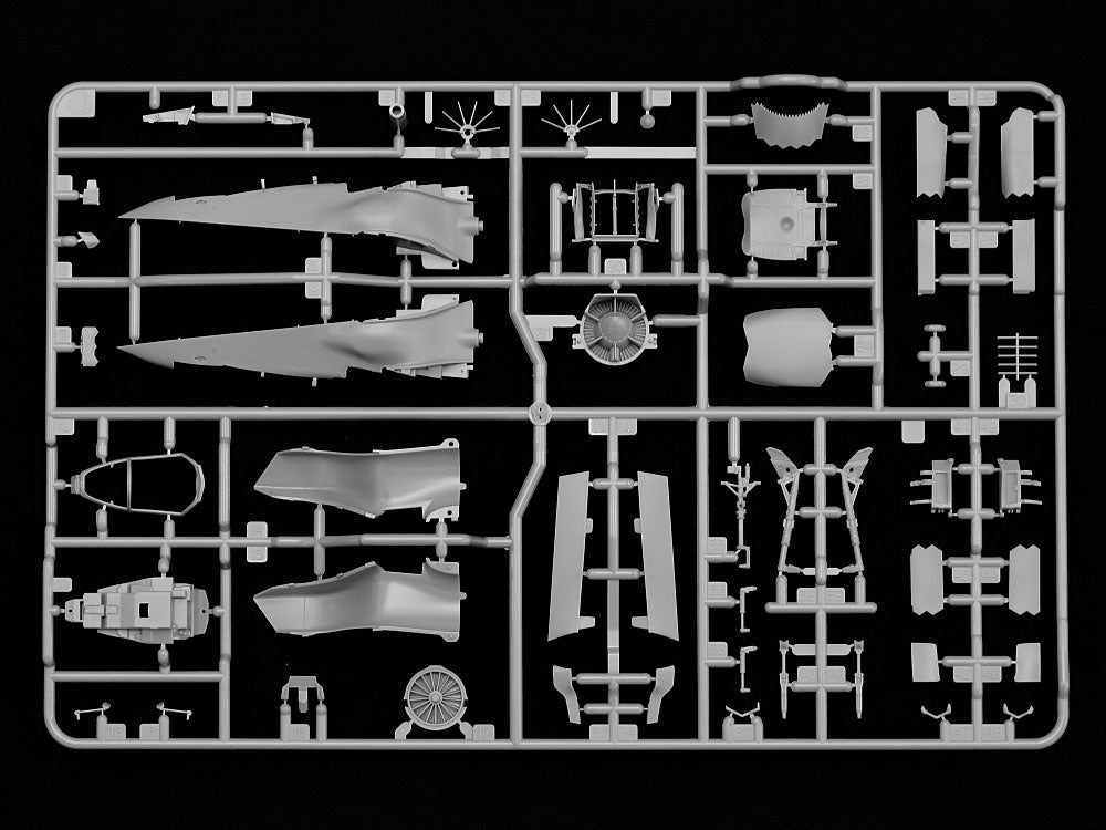 Tamiya 1/72 Lockheed Martin F-35B Lightning II Plastic Model Kit | 60793