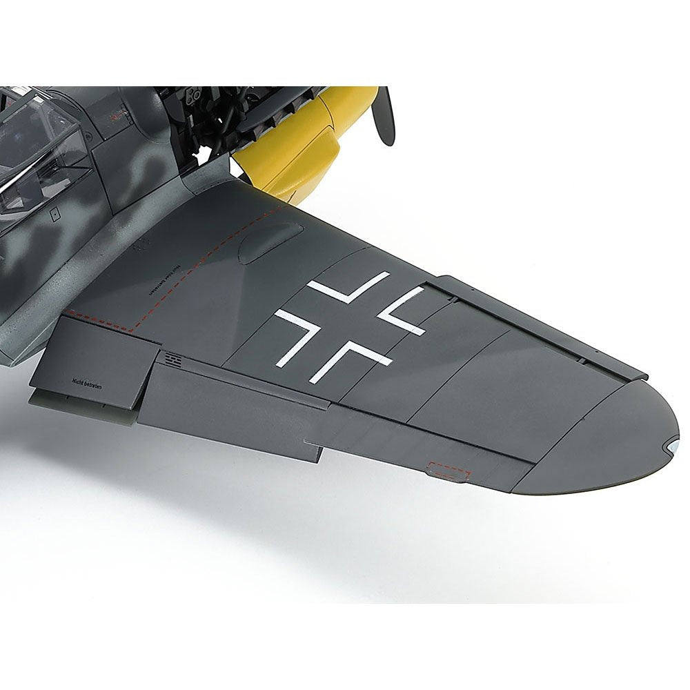 Tamiya 61128 1/48 Messerschmitt Bf 109 G-6 Late Model Kit