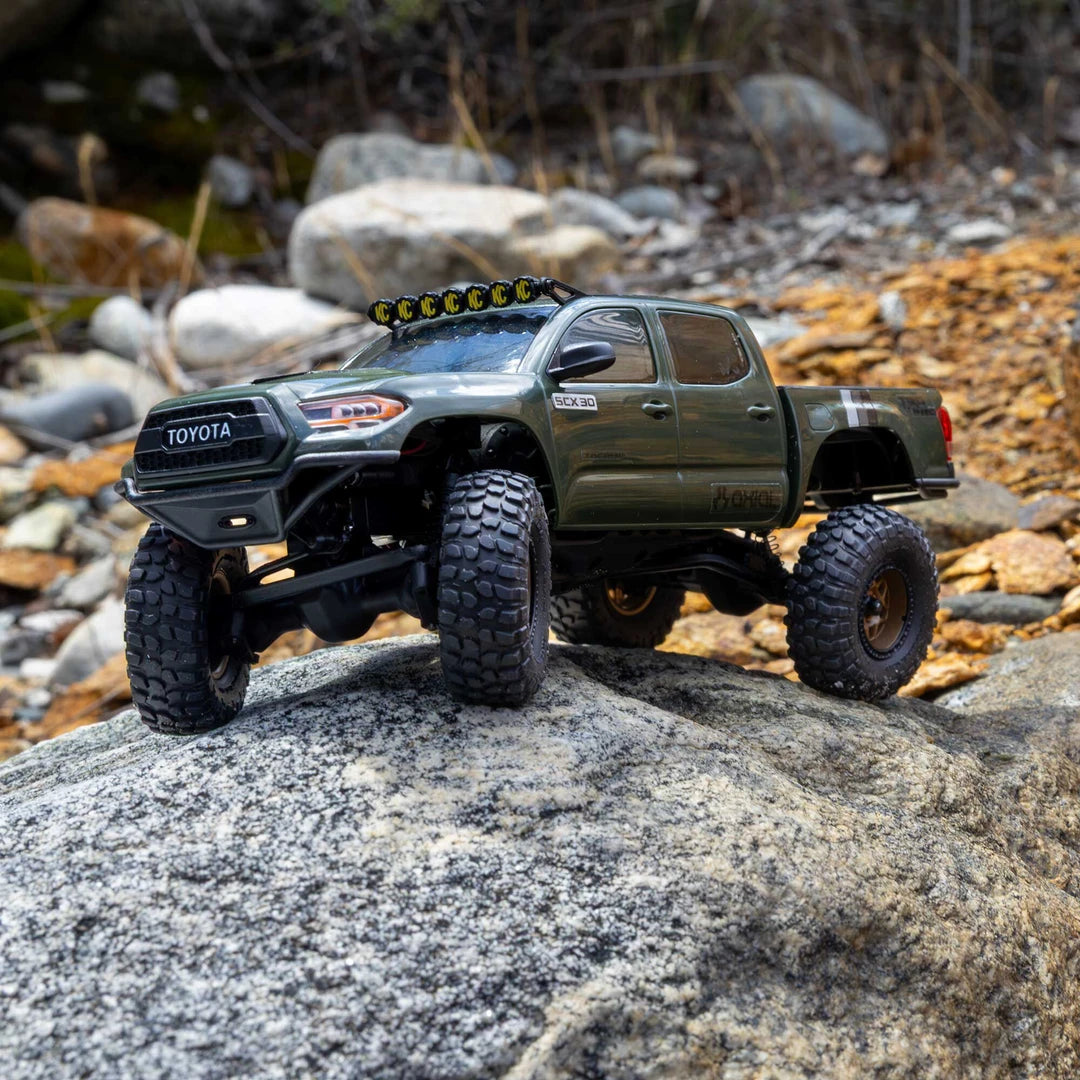Axial SCX30 Toyota Tacoma TRD Pro Green 1/30 RTR Crawler