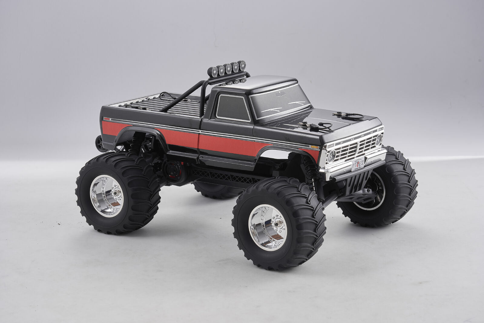 FMS 1/10 Ford F100 RTR Black
