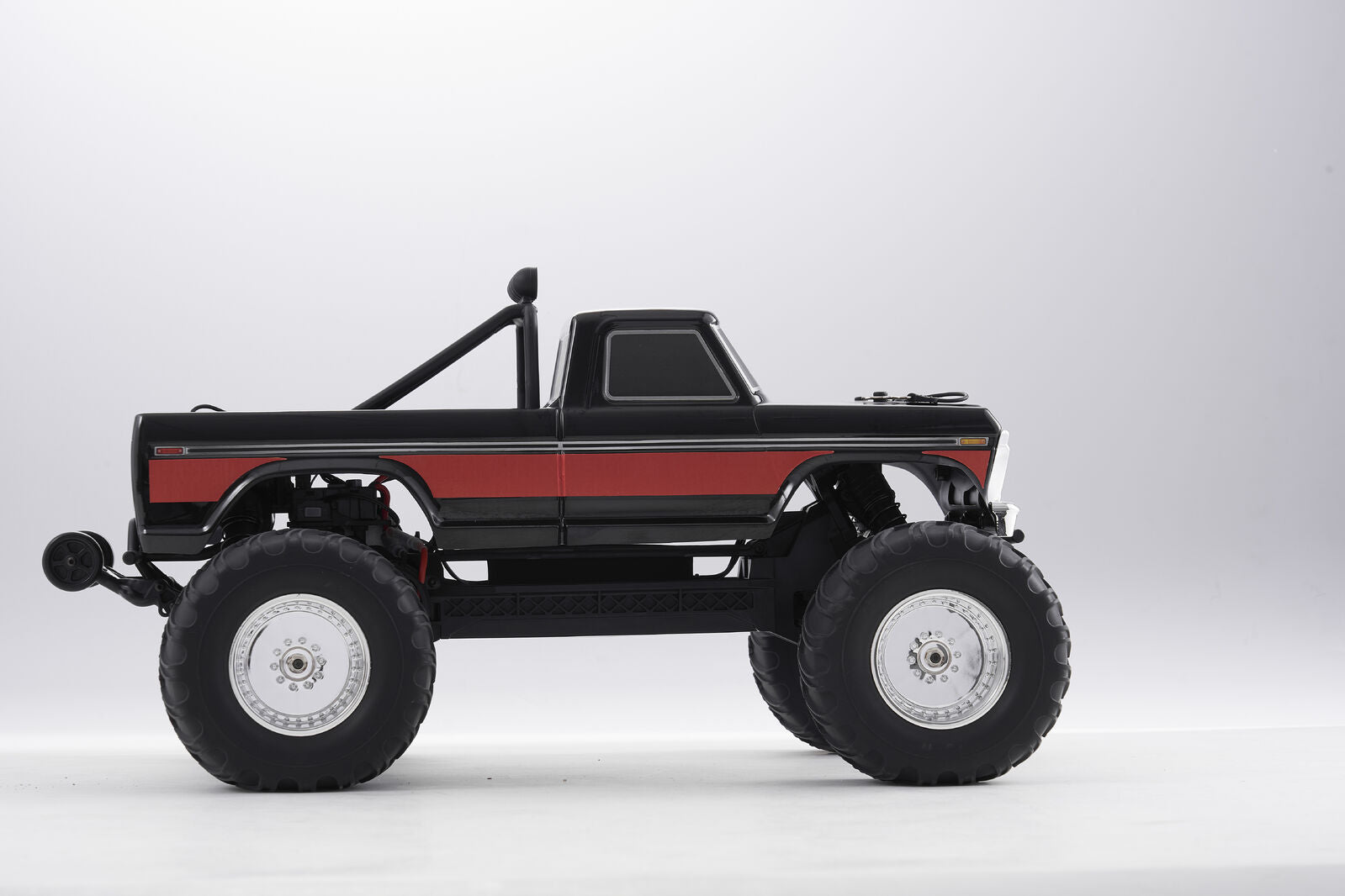 FMS 1/10 Ford F100 RTR Black