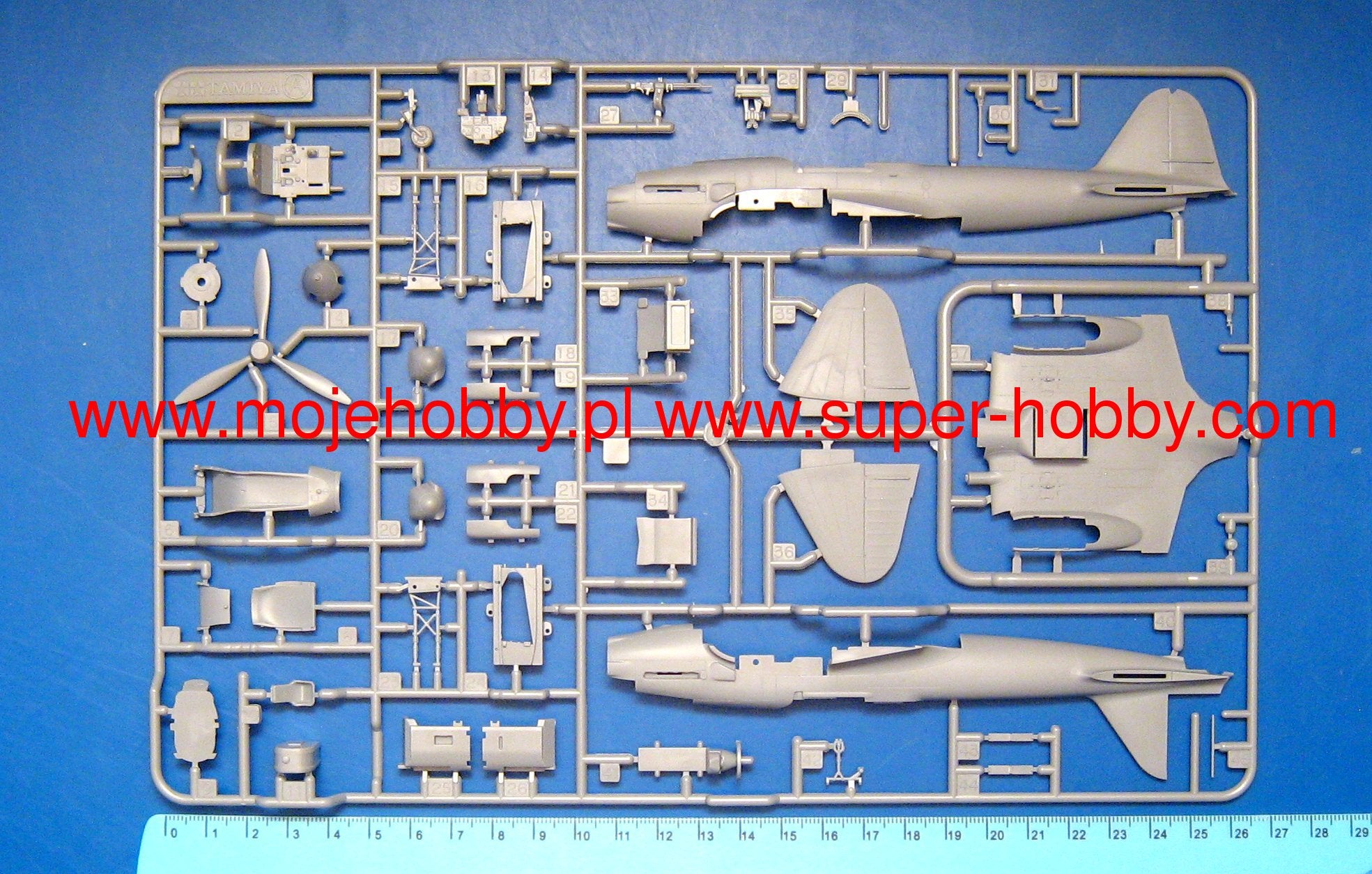 Tamiya 60781 1/72 Scale Ilyushin Il-2 Sturmovik - Techtonic Hobbies - Tamiya
