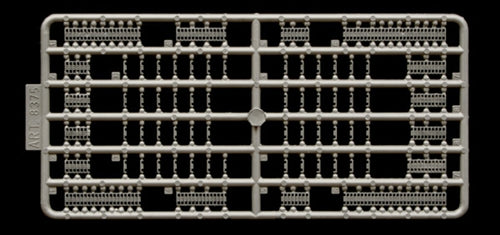 Italeri 07057 1/72 Scale Jagdpanzer 38T 'Hetzer' German WW2 Tank Destroyer Model Kit - Techtonic Hobbies - Italeri