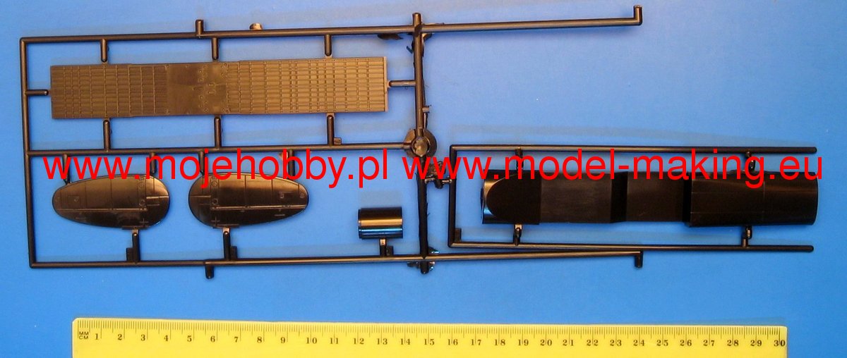 Revell 04295 1/72 Scale Avro Lancaster DAMBUSTERS (British WW2 Bomber) Plastic Model Kit (Scale Model) - Techtonic Hobbies - Revell