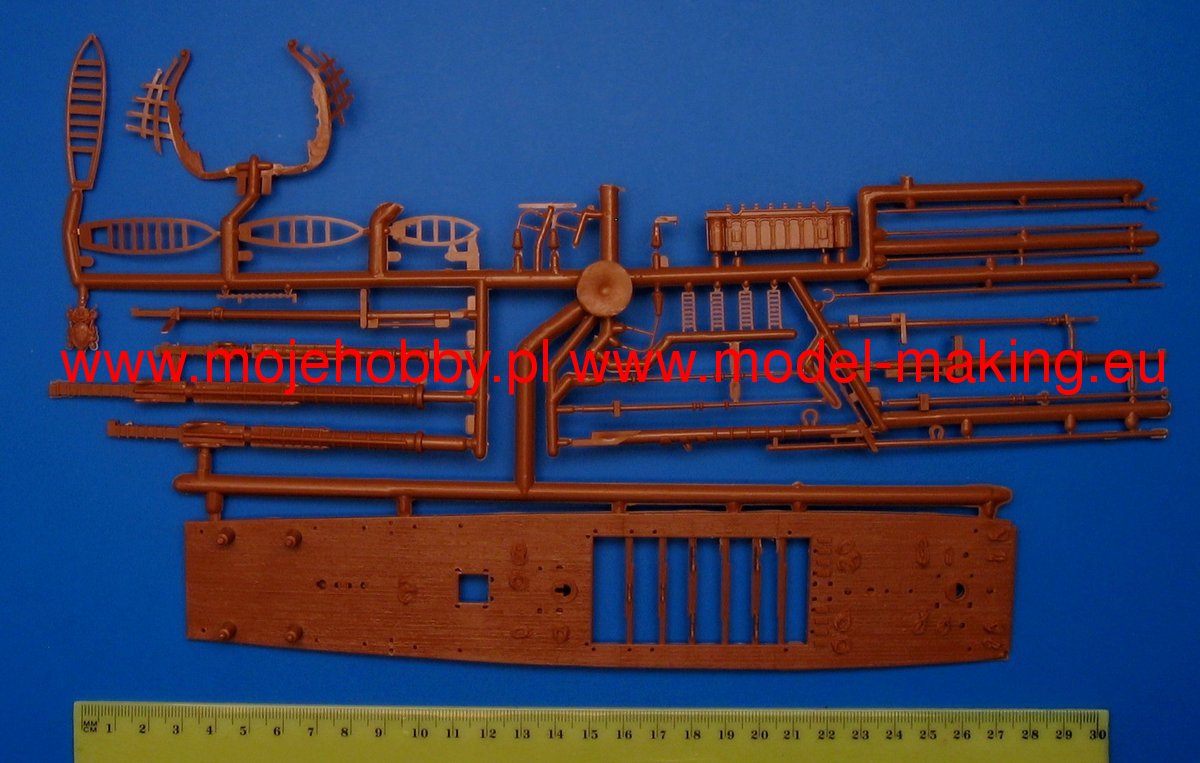 Revell 05408 1/225 Scale H.M.S. Victory Plastic Model Kit (Scale Model) - Techtonic Hobbies - Revell