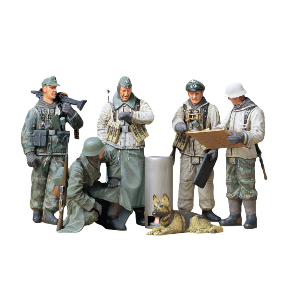 Tamiya-Tamiya 1/35 German Soldiers at Field Briefing 35212-rc-cars-scale-models-sunshine-coast