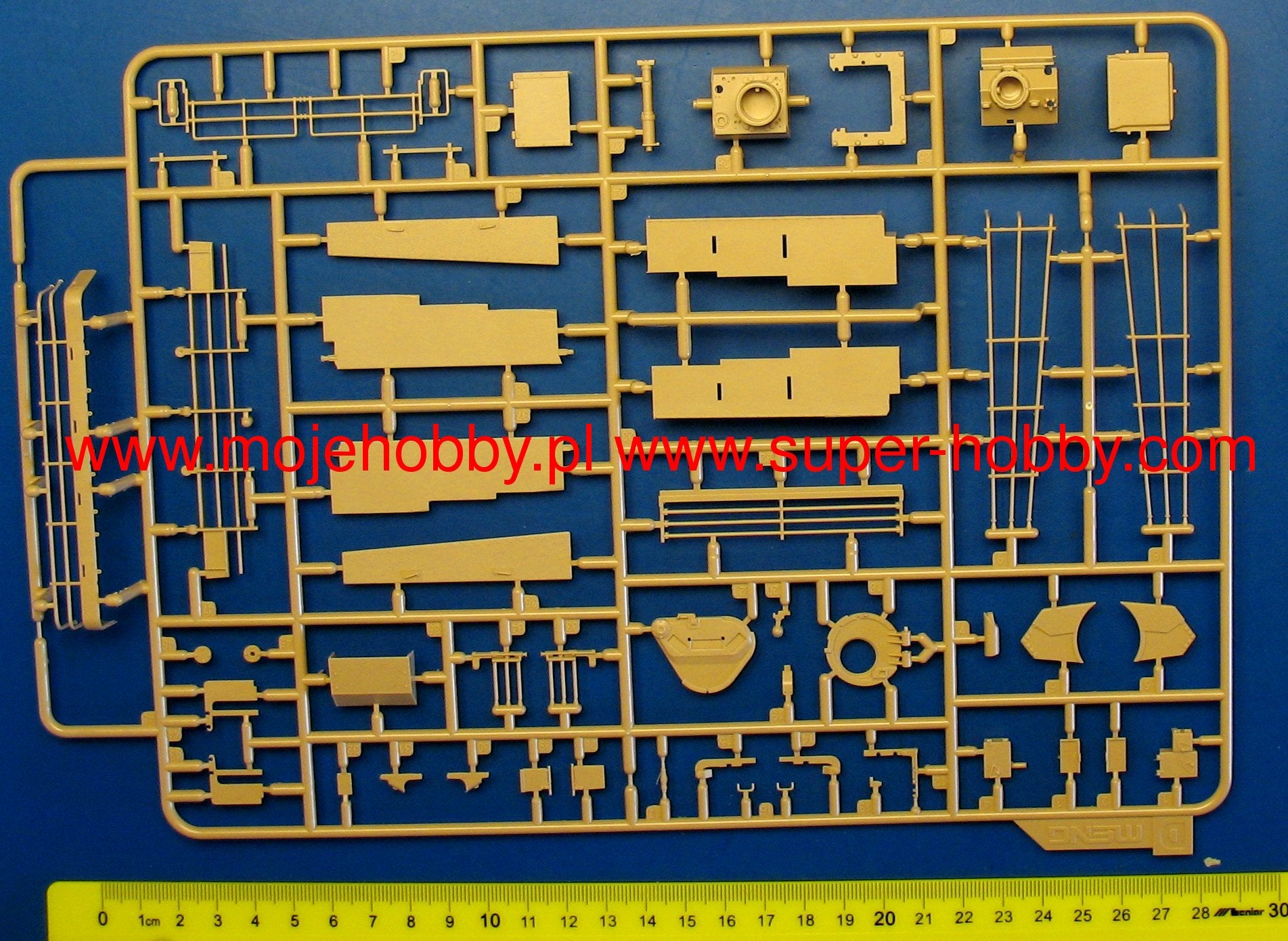 Meng Model TS-026 1/35 Scale U.S Main Battle Tank M1A2 Abrams Tusk 1/Tusk 2 - Techtonic Hobbies - Meng