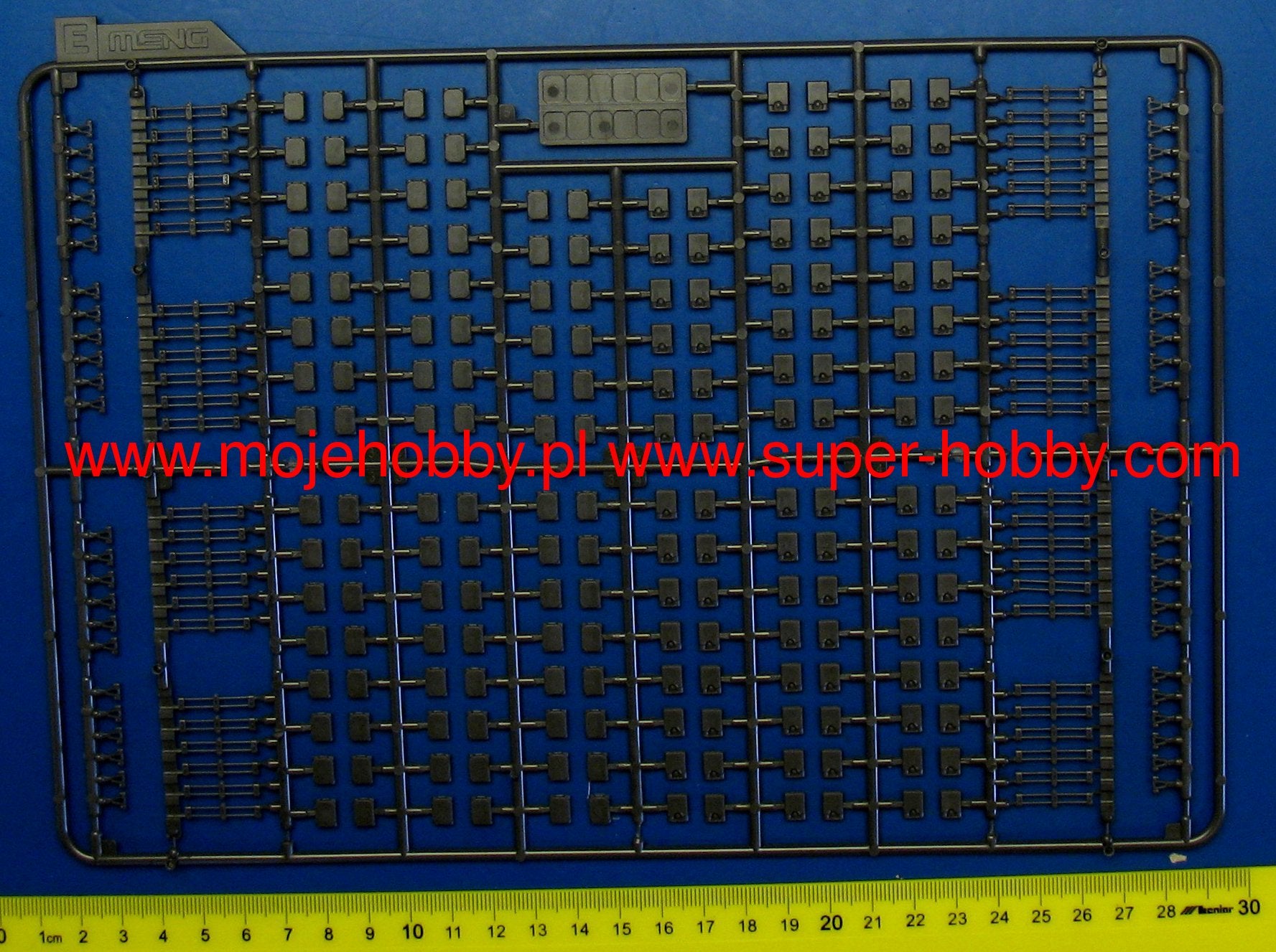 Meng Model TS-026 1/35 Scale U.S Main Battle Tank M1A2 Abrams Tusk 1/Tusk 2 - Techtonic Hobbies - Meng