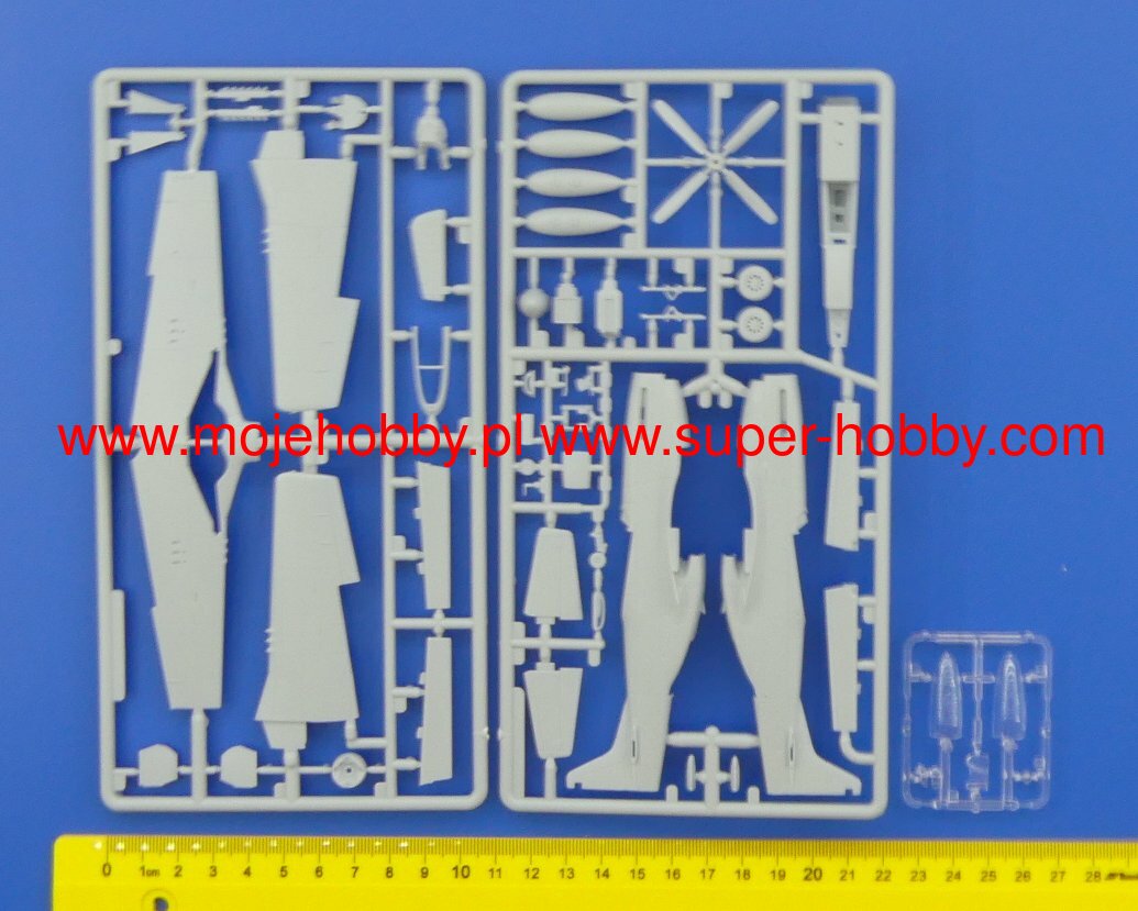 Airfix Messerschmitt Me262 P-51D Mustang Dogfight Doubles Gift Set 1:72 A50183 - Techtonic Hobbies - Airfix