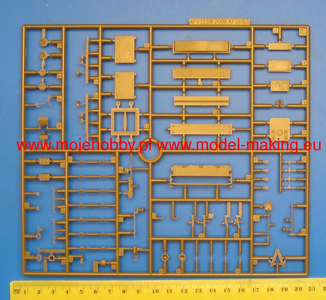 AFV Club 35153 1/35 Scale CHURCHILL MK III British WW2 Heavy Tank Plastic Model Kit (Scale Model) - Techtonic Hobbies - AFV Club
