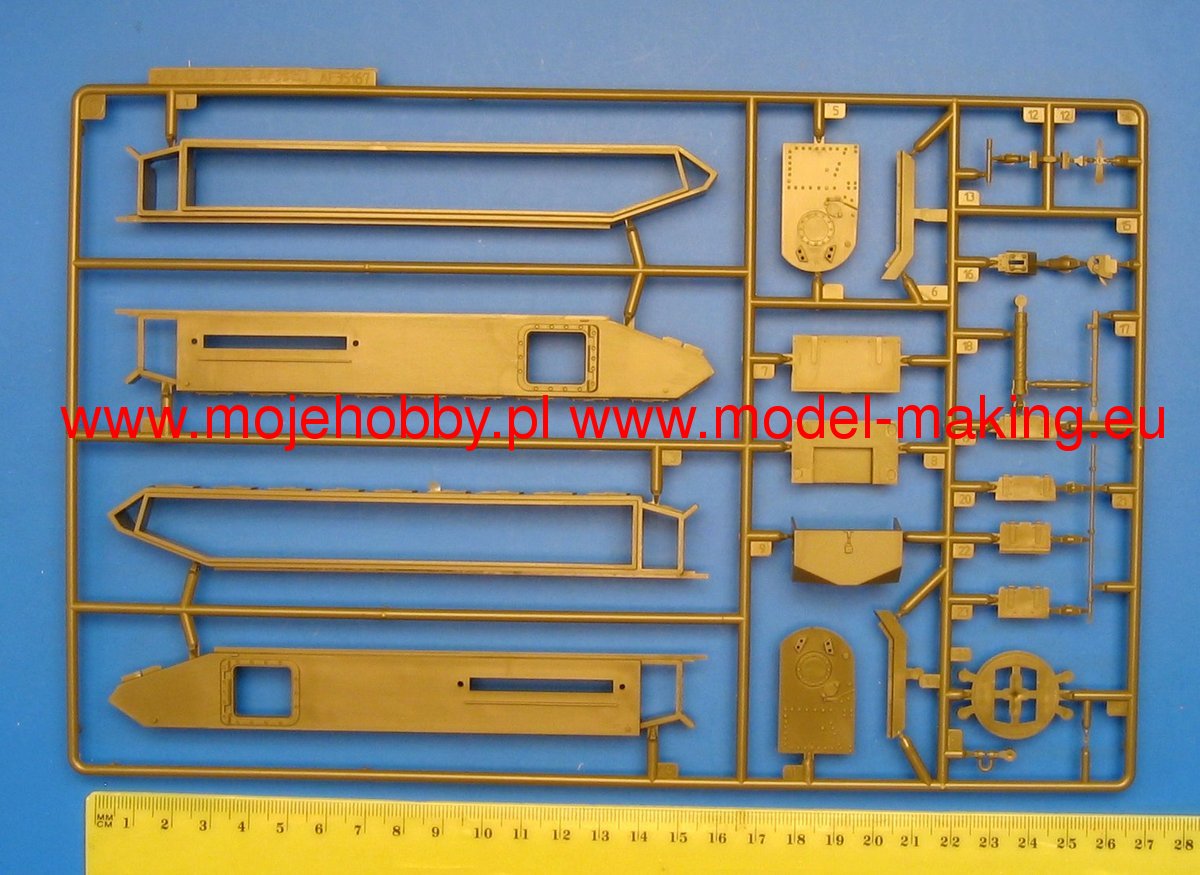 AFV Club 35153 1/35 Scale CHURCHILL MK III British WW2 Heavy Tank Plastic Model Kit (Scale Model) - Techtonic Hobbies - AFV Club