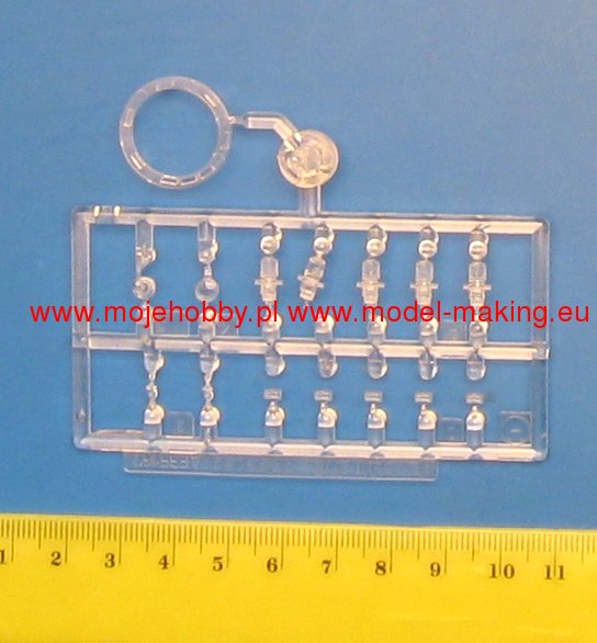 AFV Club 35153 1/35 Scale CHURCHILL MK III British WW2 Heavy Tank Plastic Model Kit (Scale Model) - Techtonic Hobbies - AFV Club