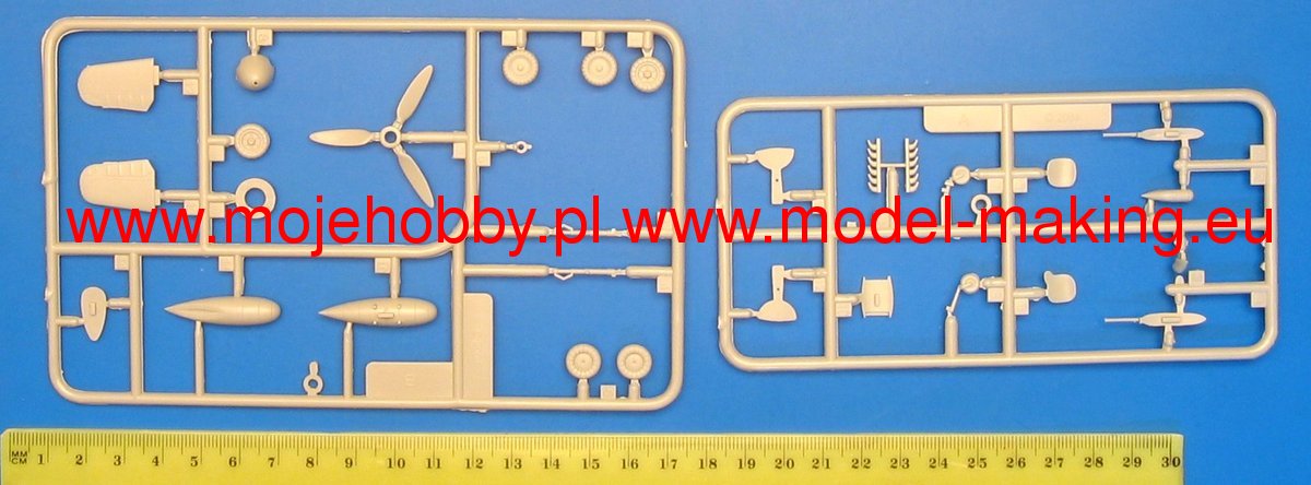 Hobby Boss 80225 Bf109 G-6 (early) Easy Assembly Plastic Model Kit (Scale Model) - Techtonic Hobbies - Hobby Boss