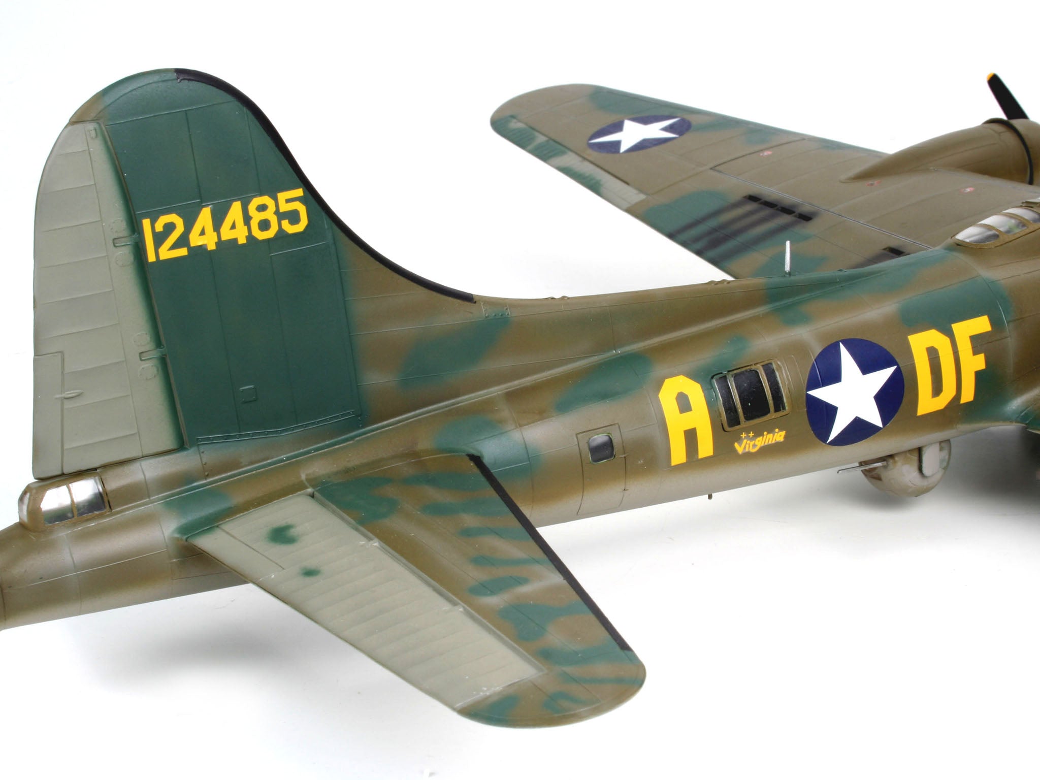 Revell 04297 1/48 scale Boeing B-17F Flying Fortress - Memphis Belle (American WW2 Bomber) Plastic Model Kit (Scale Model) - Techtonic Hobbies - Revell