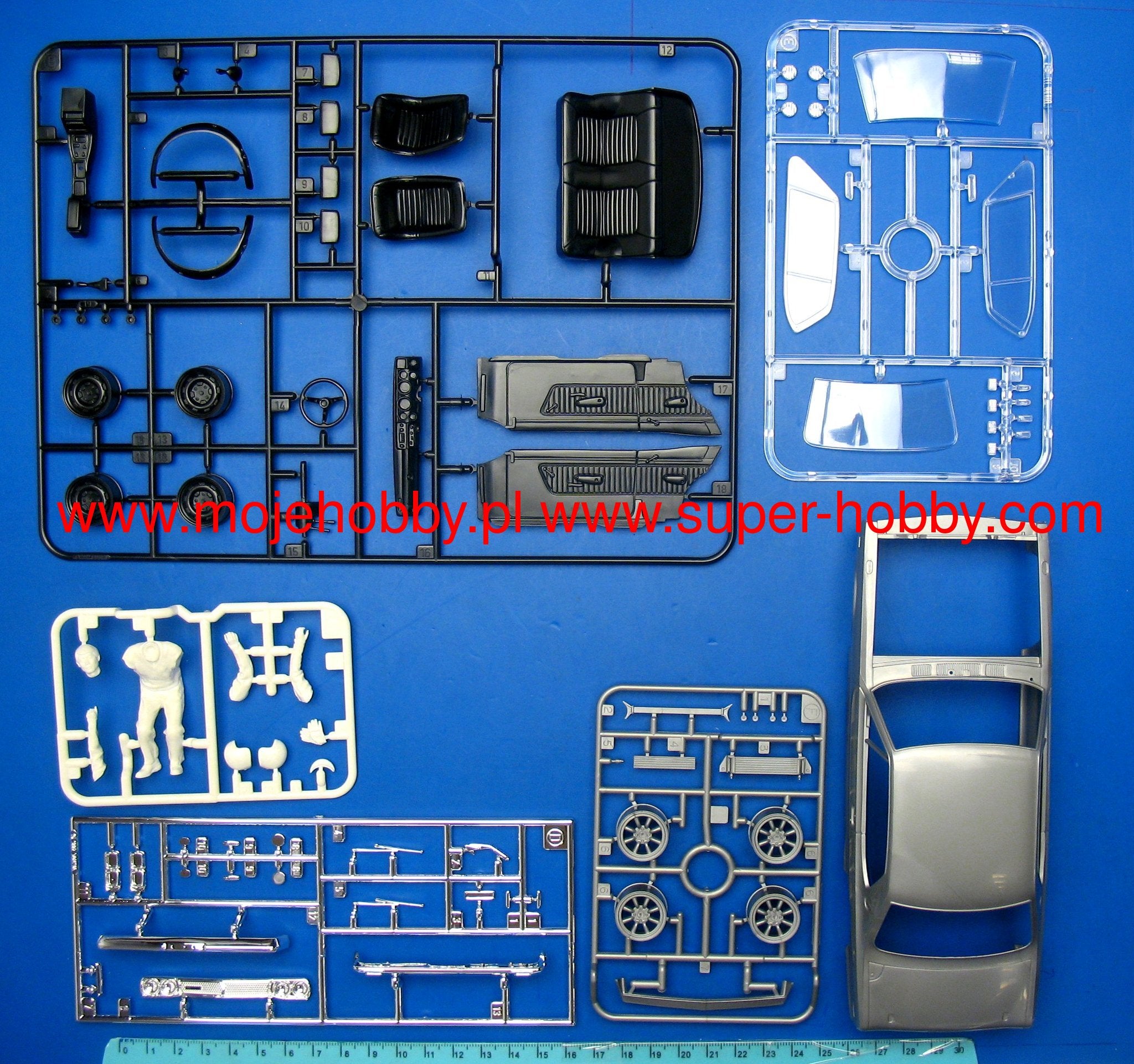 Tamiya 1/24 SKYLINE 2000GT-R STCUSTOM 243353500 - Techtonic Hobbies - Tamiya