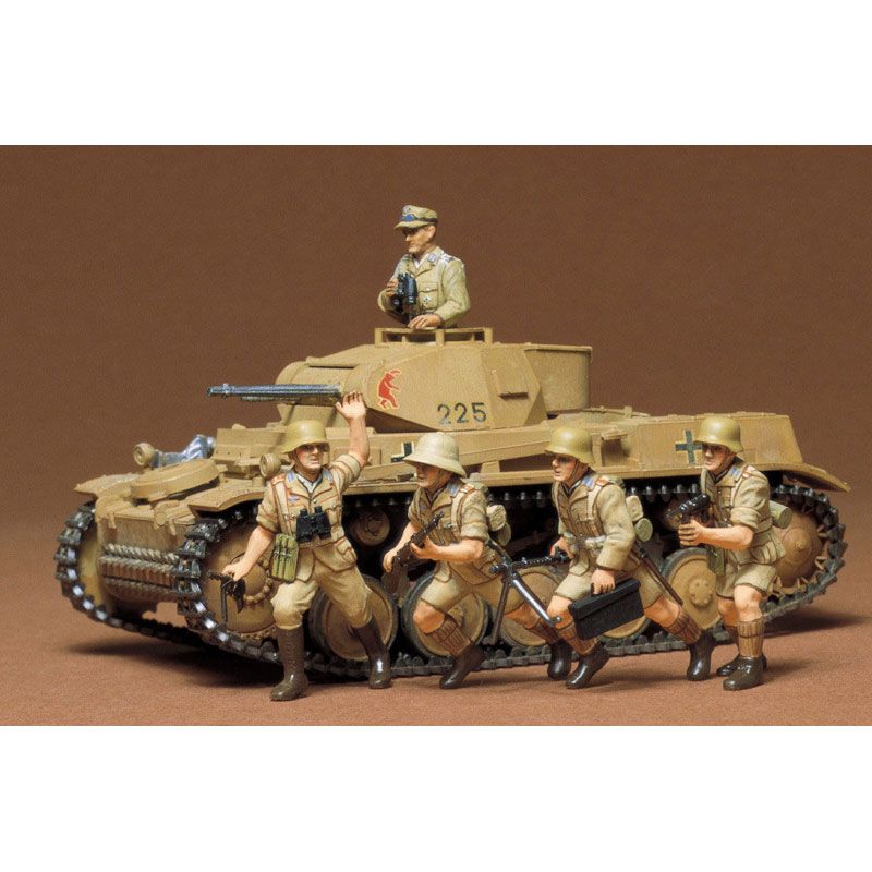 Tamiya 1/35 German Panzer Mk. Ii Ausf. F/G Combat Crew (35009)
