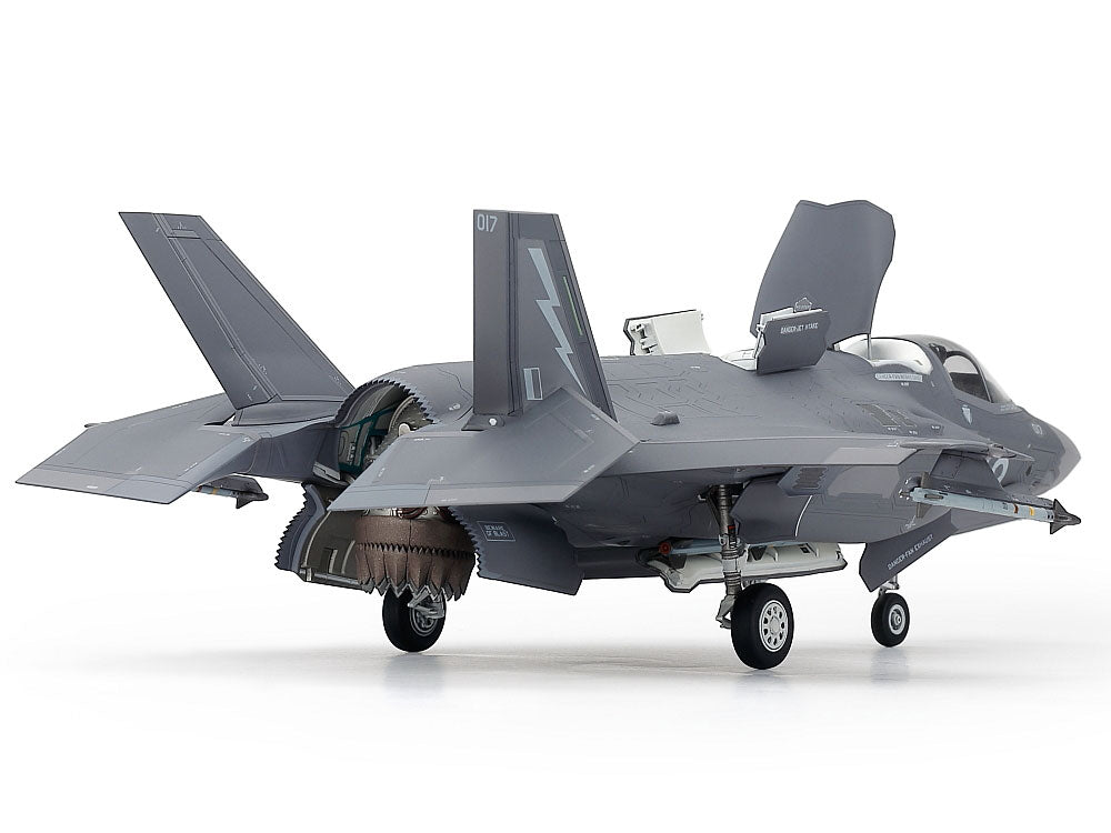 Tamiya 1/72 Lockheed Martin F-35B Lightning II Plastic Model Kit | 60793