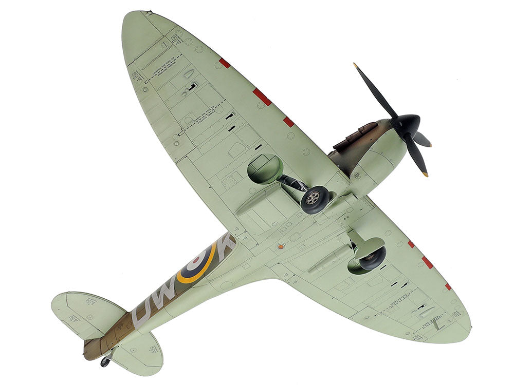 Tamiya 1/48 Supermarine Spitfire Mk.I Plastic Model Kit (61119)