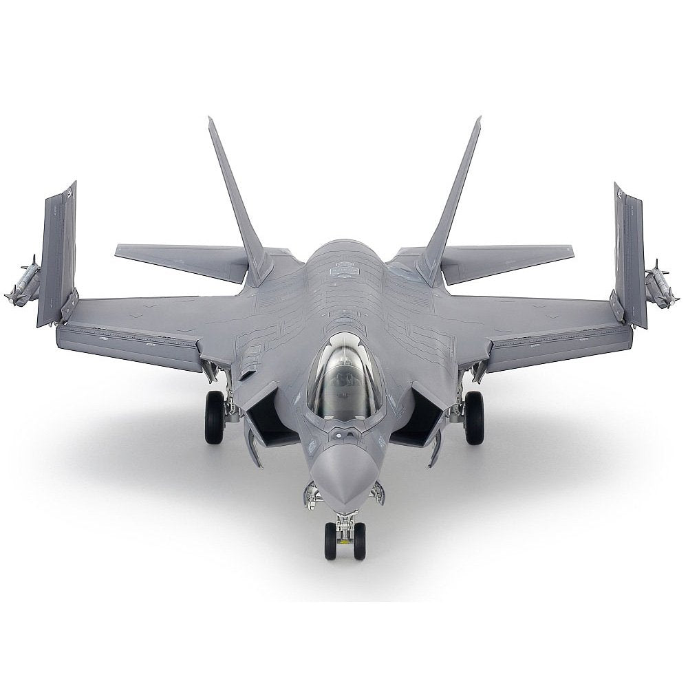 Tamiya 1/48 F-35A Lightning II Model Kit with Australian Decals (61124)