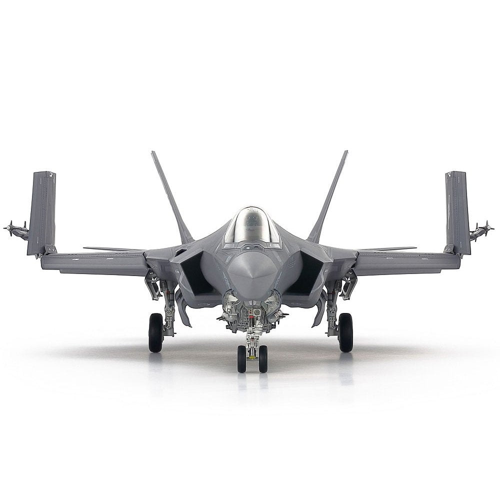 Tamiya 1/48 F-35A Lightning II Model Kit with Australian Decals (61124)