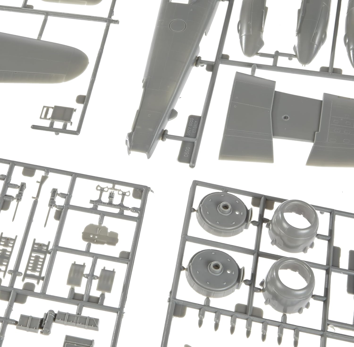 Revell  1/48 Scale B-25J Mitchell