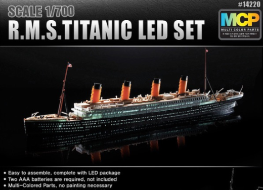 Academy 1/700 R.M.S. Titanic + LED Set MCP Plastic Model Kit