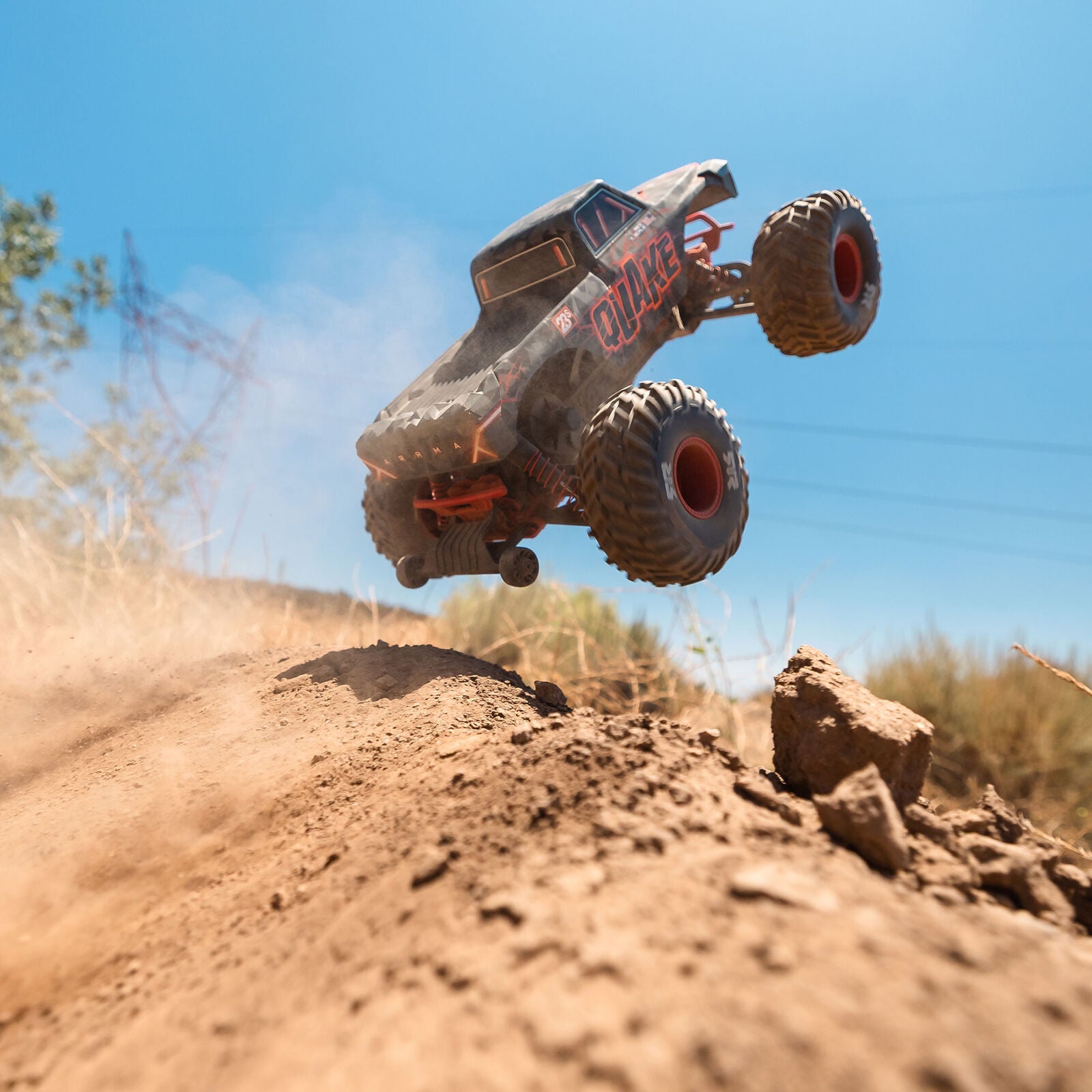 ARRMA Quake 223S BLX DSC 1/10 2WD Monster Truck RTR Red