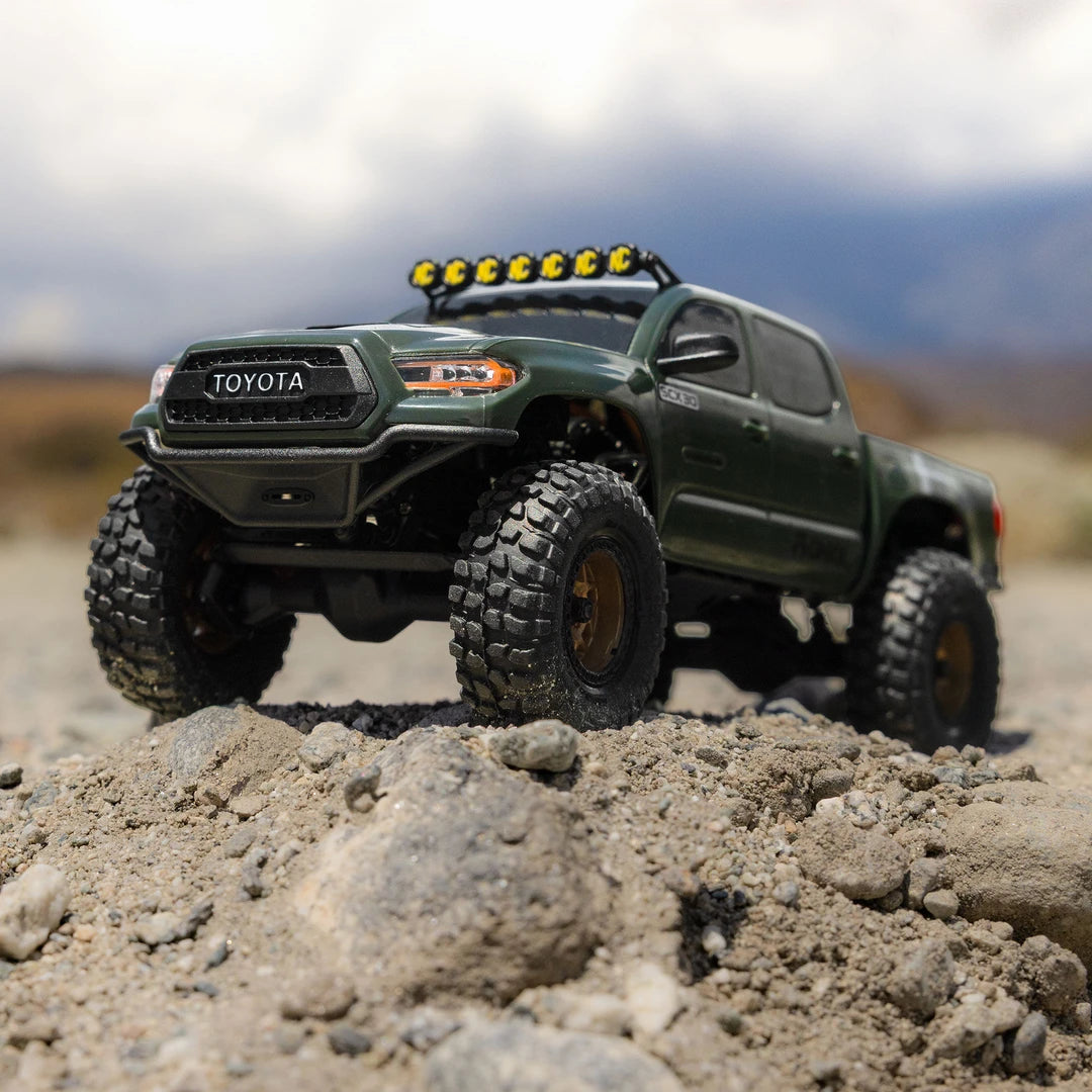 Axial SCX30 Toyota Tacoma TRD Pro Green 1/30 RTR Crawler
