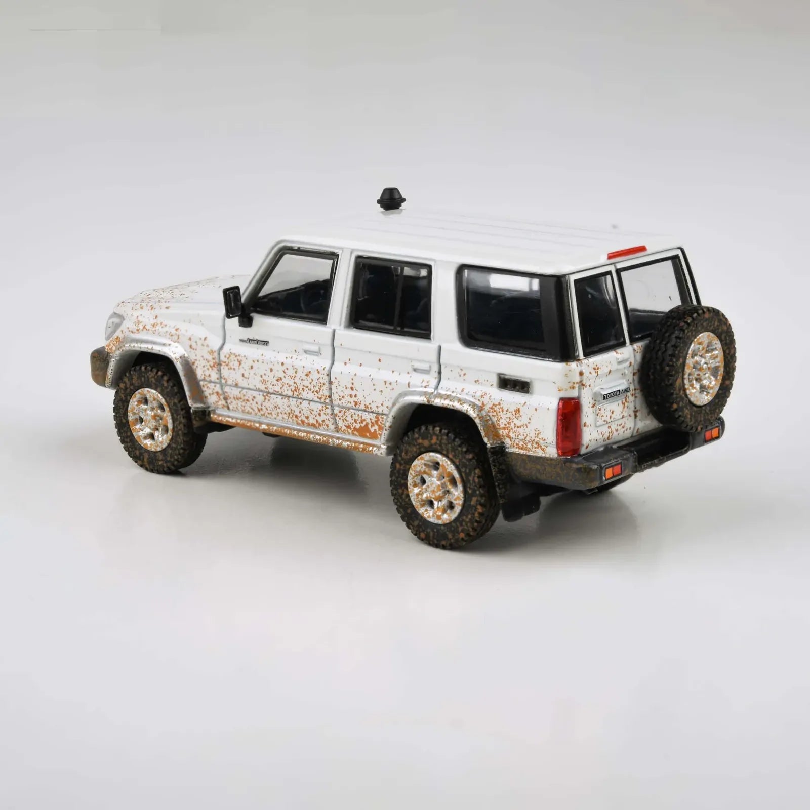 Para64 1/64 2014 Toyota Land Cruiser LC76 Off Road Effect Diecast Model Car