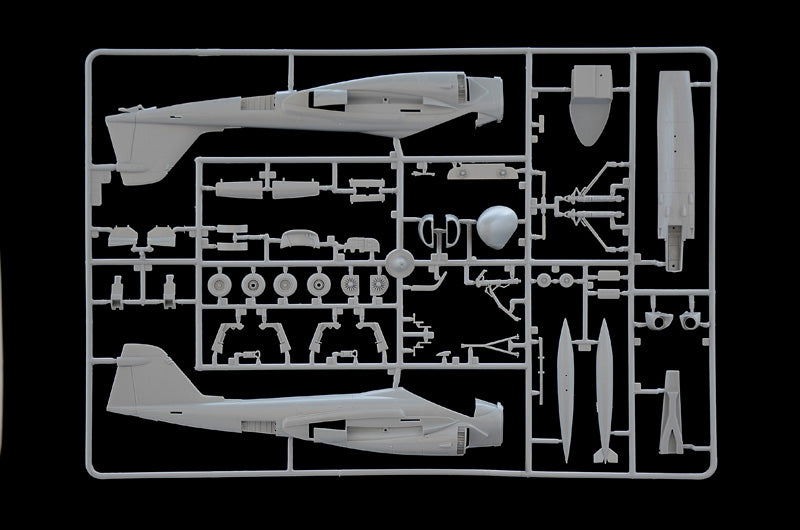 Italeri 001405 1/72 Scale Grumman Ka-6D Intruder - Techtonic Hobbies - Italeri