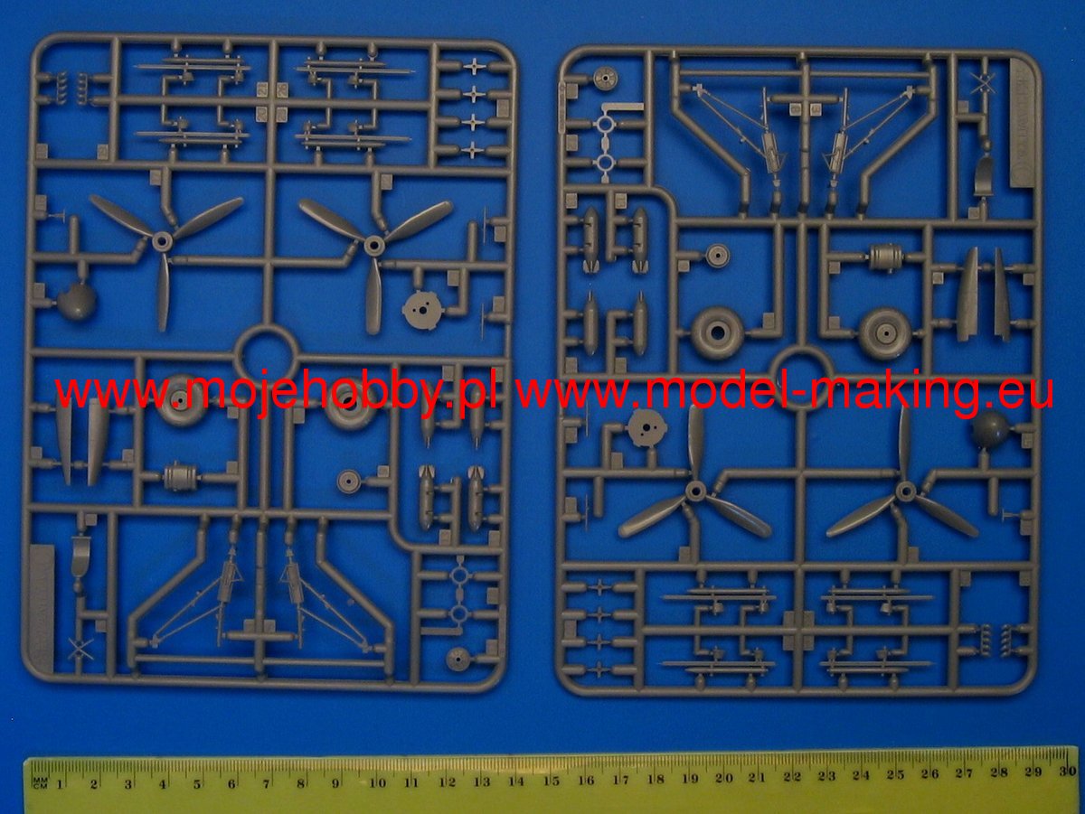 Tamiya 60747 1/72 Scale De Haviland Mosquito FB Mk.VI/NF Mk.II - Techtonic Hobbies - Tamiya