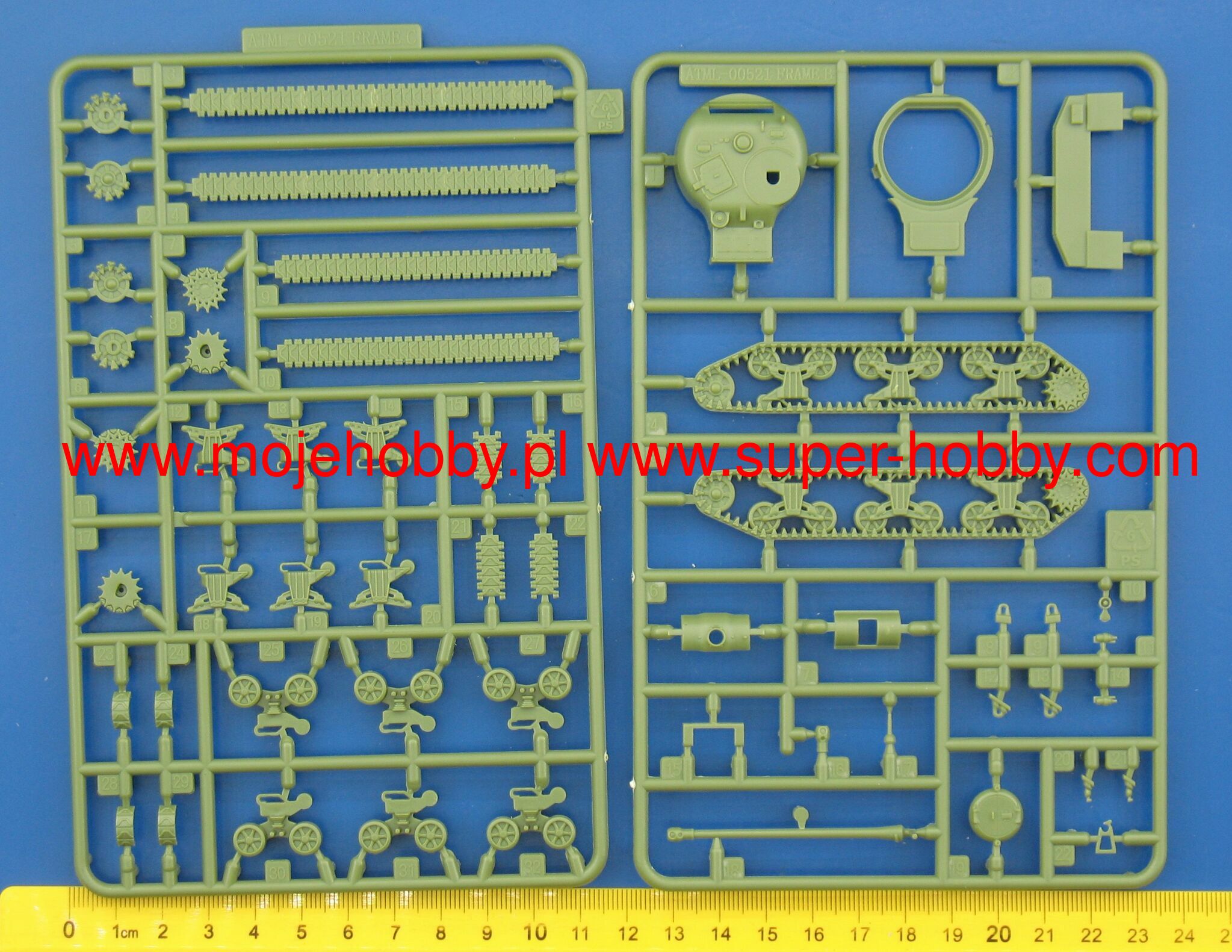 Airfix 1/72 Scale Starter Set Sherman Firefly Plasitc Model Kit 55003 - Techtonic Hobbies - Airfix
