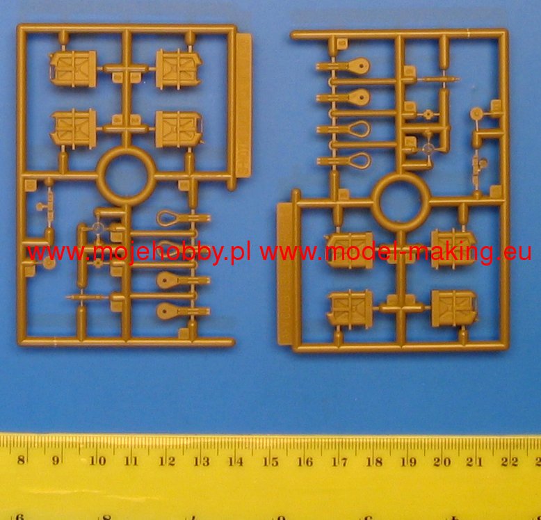 AFV Club 35159 1/35 Scale IDF Shot Centurion Mk 5, Mk 5/1 1967 Early Type Main Battle Tank Plastic Model Kit (Scale Model) - Techtonic Hobbies - AFV Club