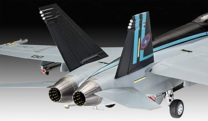 Revell 03864 1/48 Scale Mavrick's F/A-18E Super Hornet "TOP GUN" - Techtonic Hobbies - Revell